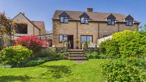 Photo 7- click for photo gallery